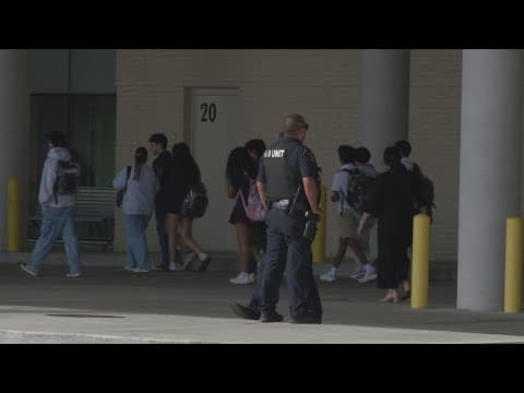 Classes at Houston, Texas school start hours late while students searched forweapons