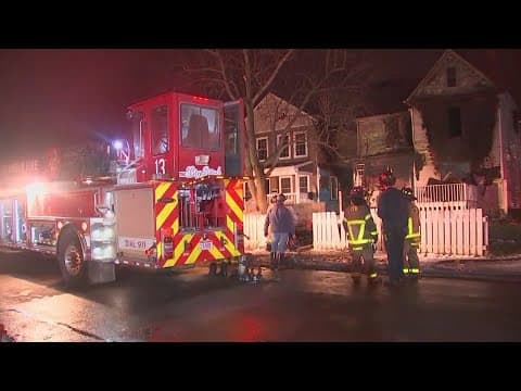 Firefighter injured while battling Columbus house fire