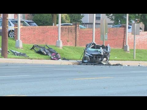 3-car crash sends 2 to hospital in Silver Spring