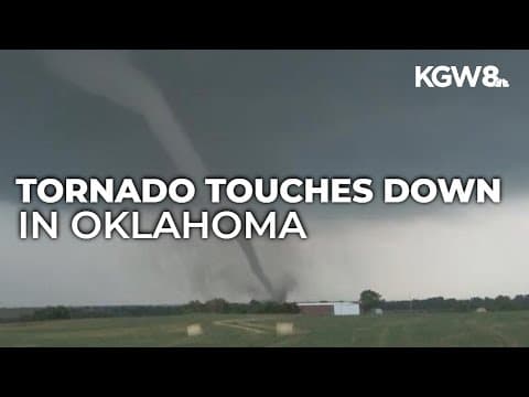 Video shows tornado touch down in Oklahoma