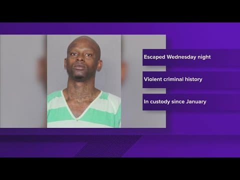 Search underway after inmate escapes Texas psychiatric hospital