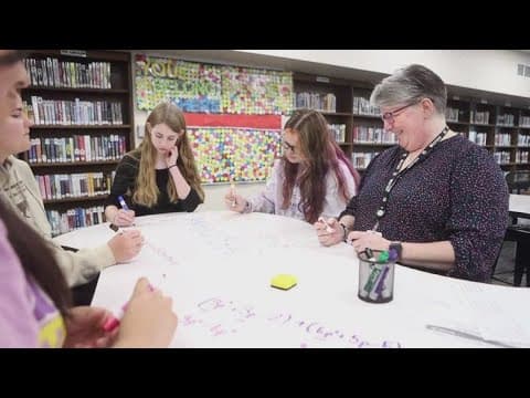 Paraprofessionals working to become teachers