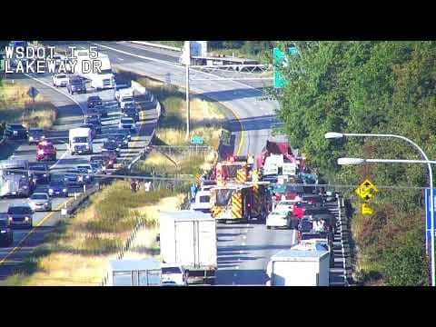 NB I-5 near Lakeway Drive in Bellingham blocked by crash