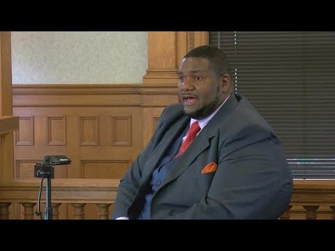 Ohio man accused of running fake funeral business takes the stand