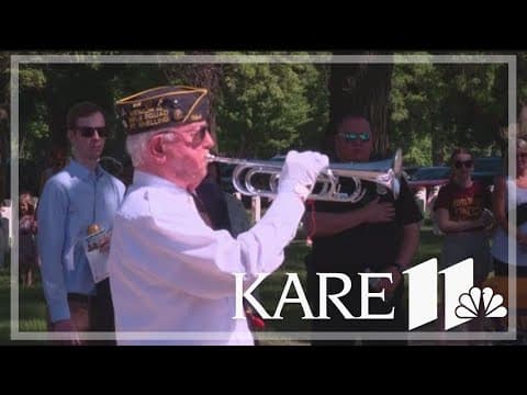 Gov. Walz attends Fort Snelling National Cemetery's Memorial Day service