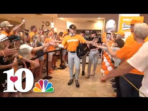Tennessee baseball heading to Charles Schwab Field for College World Series