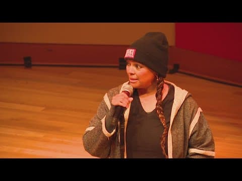 Actress Kim Fields speaks at Indianapolis Central Library