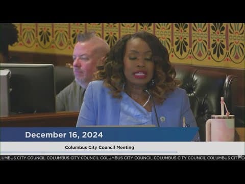 Shayla Favor delivers speech at her last meeting as a city councilmember