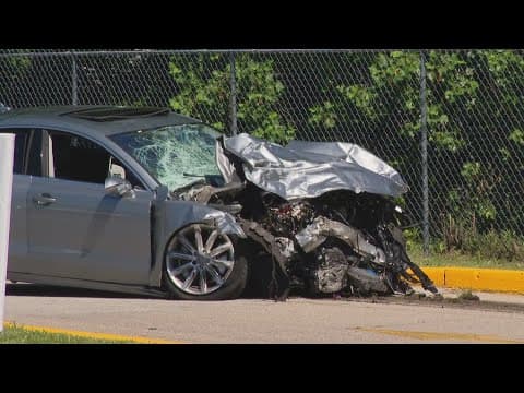 1 person dead after crash in northwest Indianapolis