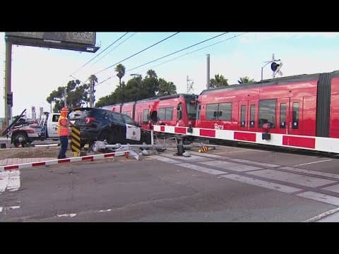 San Diego Police vehicle crashes on Chula Vista trolley tracks, no injuries