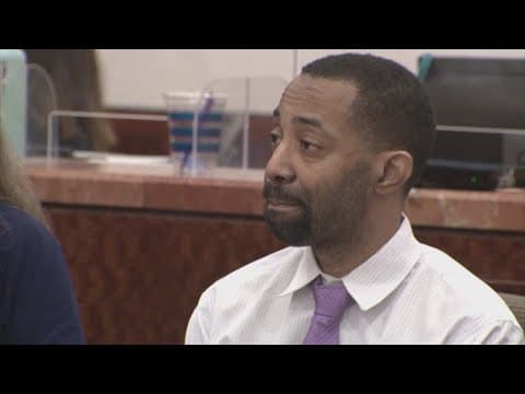 Defense attorneys present their case in the Tony Earls trial