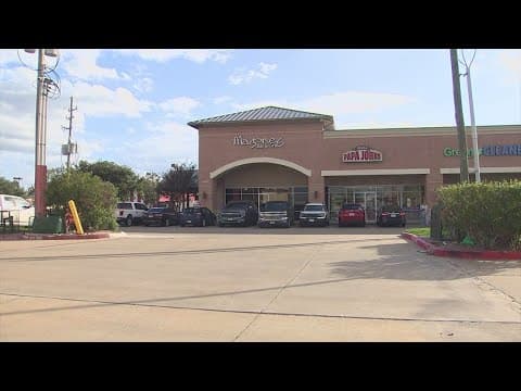 Pct. 4: 14-year-old flashed a gun, threatened to shoot everyone in business along NW Freeway