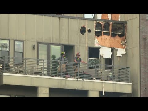 Nearly 850 people displaced from Fort Worth apartment complex after 'historic' 6-alarm fire