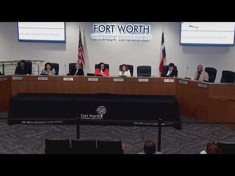 Fort Worth ISD board to discuss the superintendent's performance amid outside criticism