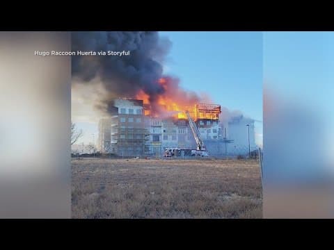 Fire consumes apartment building in California