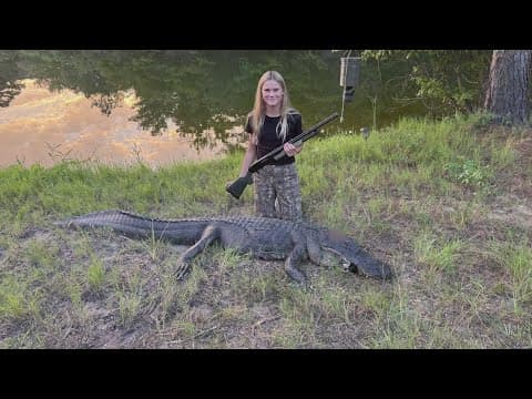 11-year-old Texas girl catches 8.5-foot, 300-pound alligator while hunting with dad, brother