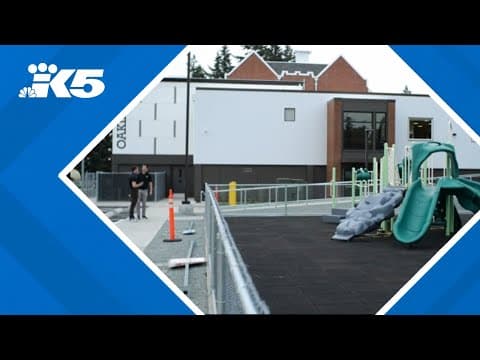 Tacoma students return to transformed Oakland Secondary School