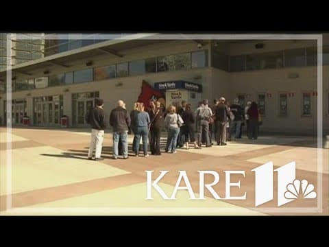 Look what you made them do: Senators introduce 'Fans First Act' to hold ticket sellers accountable