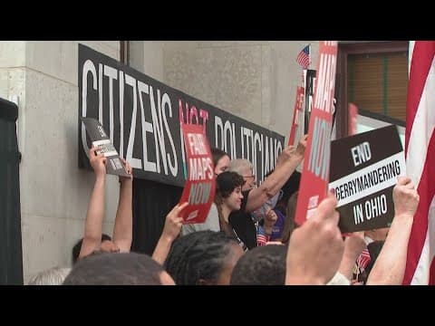 Campaign to get new political mapmaking system on Ohio’s ballot submits more than 700,000 signatures