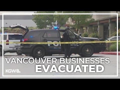 Businesses evacuated in east Vancouver during police search for robbery suspect