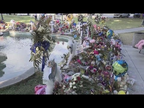 Reports: Uvalde school officials withheld emails related to Robb Elementary shooting