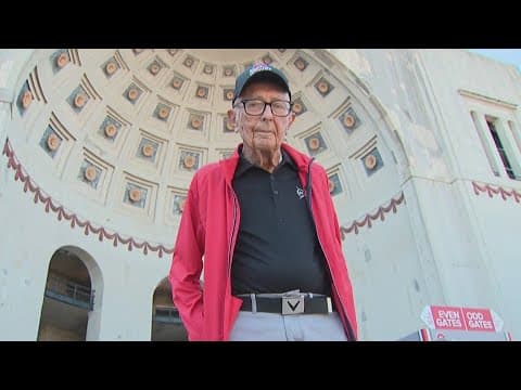 Ohio State graduate continues to make cherished walk to Ohio Stadium 80 years later