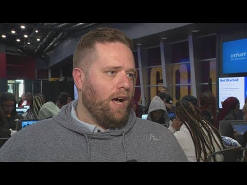 400 students visit Northwest Stadium for financial literacy event