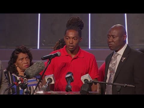 Attorneys call on Florida sheriff to fire officer who punched man during viral arrest