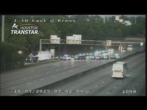 Deadly crash shuts down East Freeway headed east near Wayside Drive