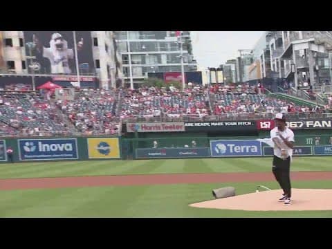 Commanders quarterback Jayden Daniels throws first pitch at Nationals game