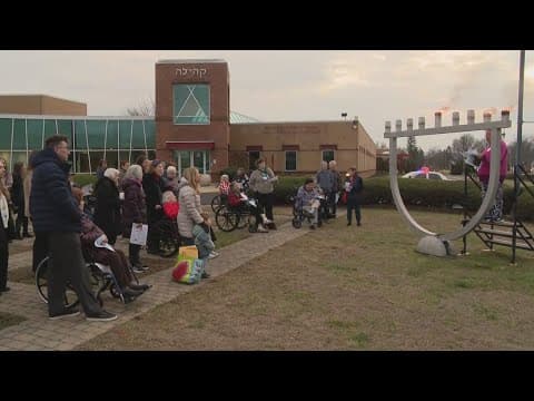JCC holds daily community events to light the menorah