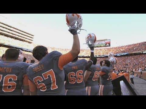 Retired Tennessee Volunteer football player from Georgia stays wearing orange