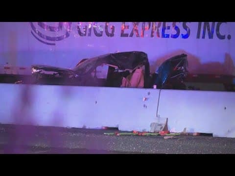 NTSB investigating I-35 crash that killed 5 in Austin