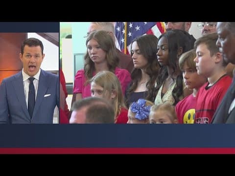 Gov Greg Abbott signs school funding bill, increasing teacher pay