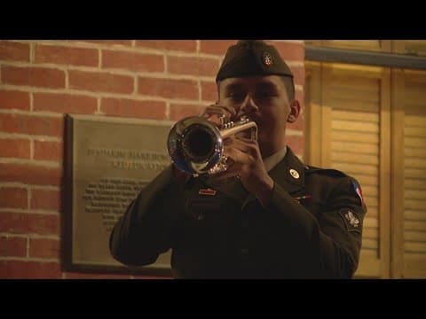 Hoosiers honor veterans on Veterans Day