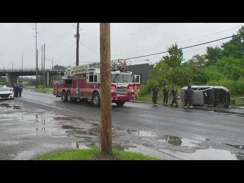 IMPD investigating serious crash on Indy's east side