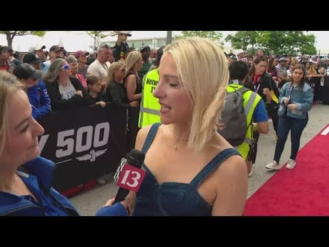 Catching up with sports broadcaster Lindsay Czarniak at the Indy 500 red carpet