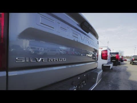 GM recalls more than 800,000 pickup trucks for tailgate issue