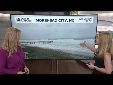 Hurricane Erin approaches East Coast