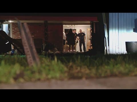 Driver fails to make right turn on I-10, plows through backyard and crashes into home, JPSO says