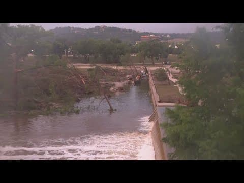 KHOU 11 Team Coverage: Search and rescue operations continue after deadly flooding along Guadalupe R