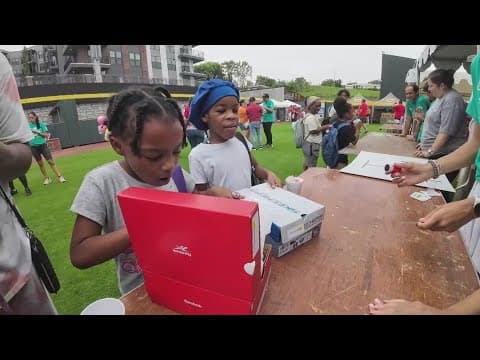 Knox County kids step into school year with new shoes after KAUL event