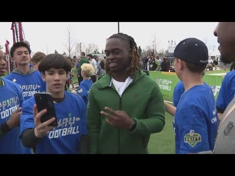 Draft prospects give back on eve of NFL Draft