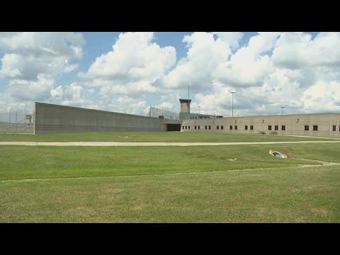 More details emerge about contract between ICE and the Indiana Department of Correction