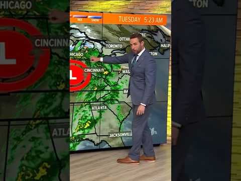 Major storm hits ahead of holiday travels