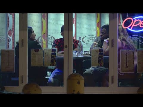 Restaurant reservations down, some bar owners are blaming federal troops in the District