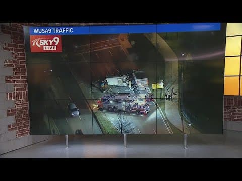 Crash closes lanes on Old Georgetown Road in Bethesda