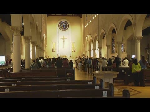 San Diego faith leaders accompany immigrants to federal court on World Refugee Day