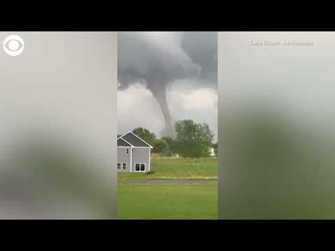 Video shows tornado sweeping through neighborhood in Wisconsin