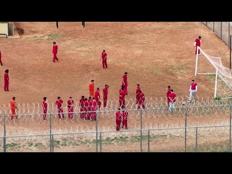 Senators meet over El Salvador's human rights